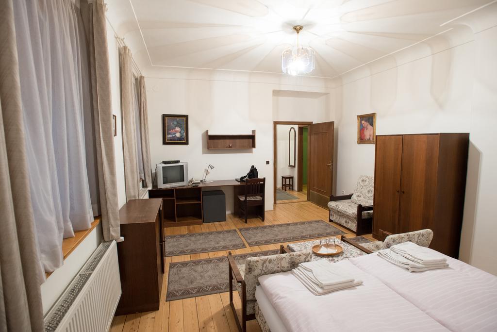 Pension Dientzenhofer Praga Esterno foto