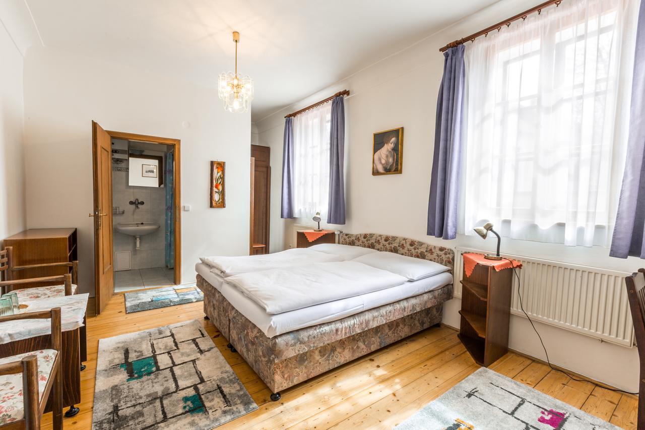 Pension Dientzenhofer Praga Esterno foto