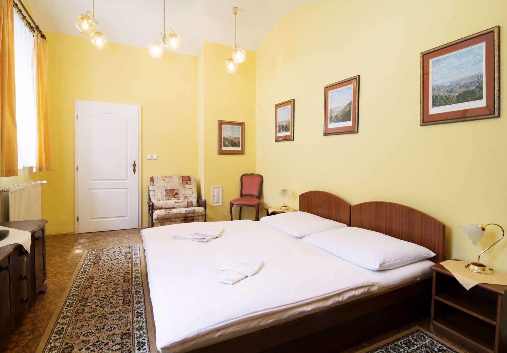 Pension Dientzenhofer Praga Esterno foto